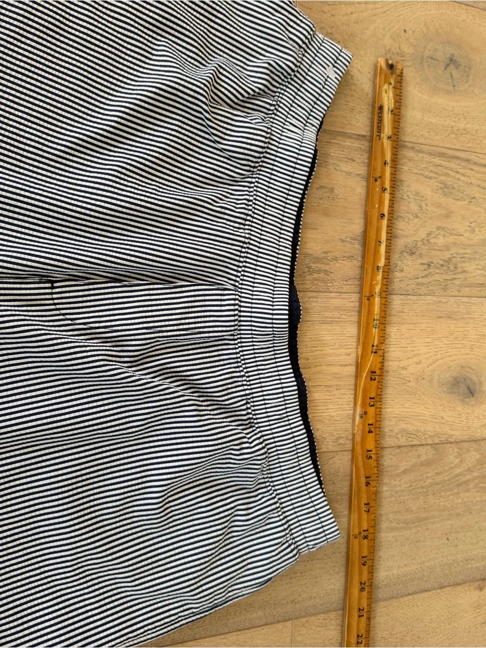 Rhône men’s swim trunks blue white